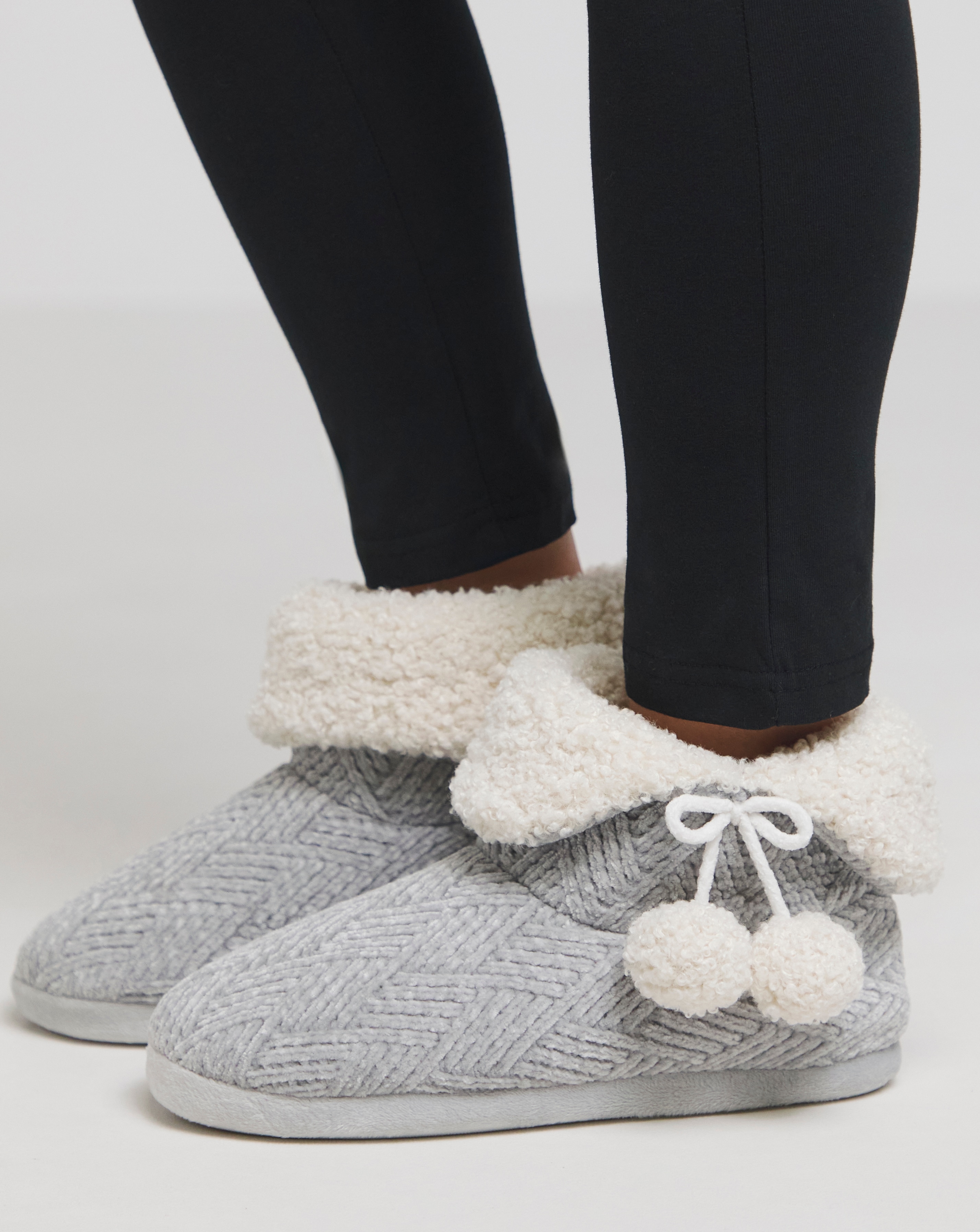 Slipper Boots Extra Wide