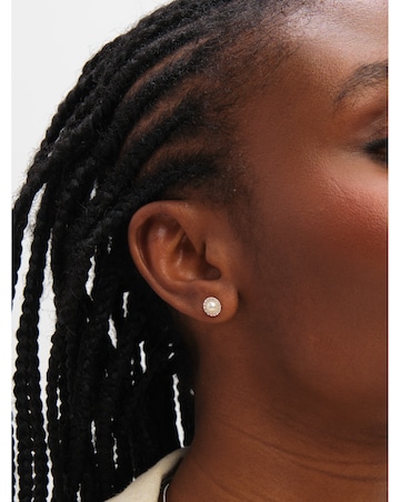 Inicio Sterling Silver Plated Pearl Halo Set - Gift Box