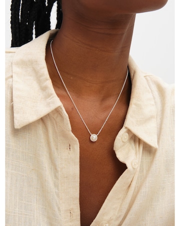 Inicio Sterling Silver Plated Pearl Halo Set - Gift Box