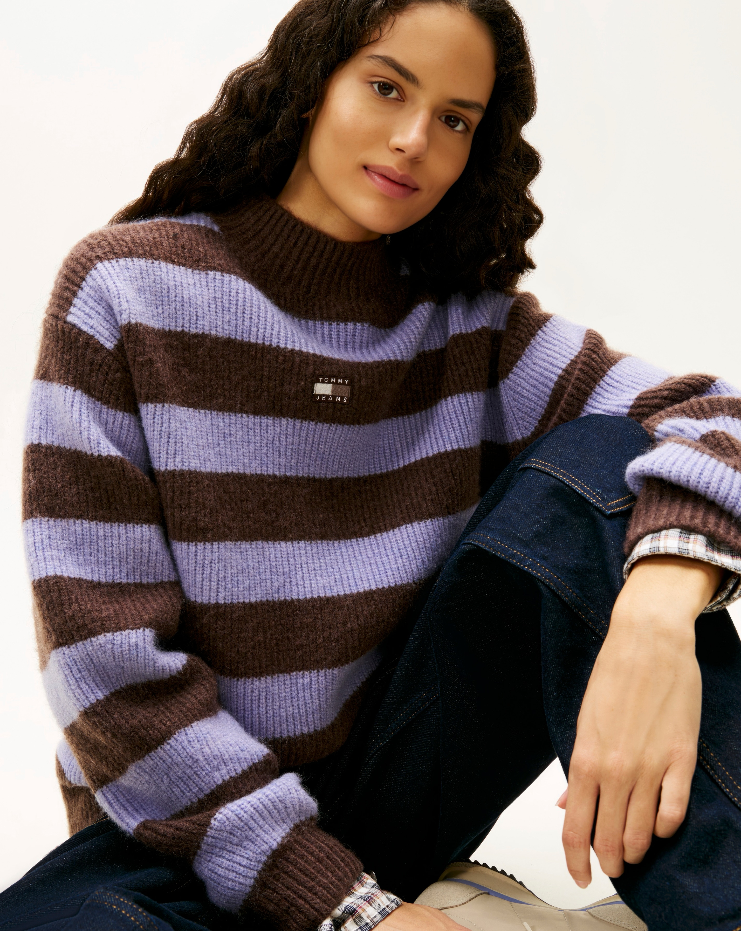 Tommy Jeans Mockneck Badge Sweater