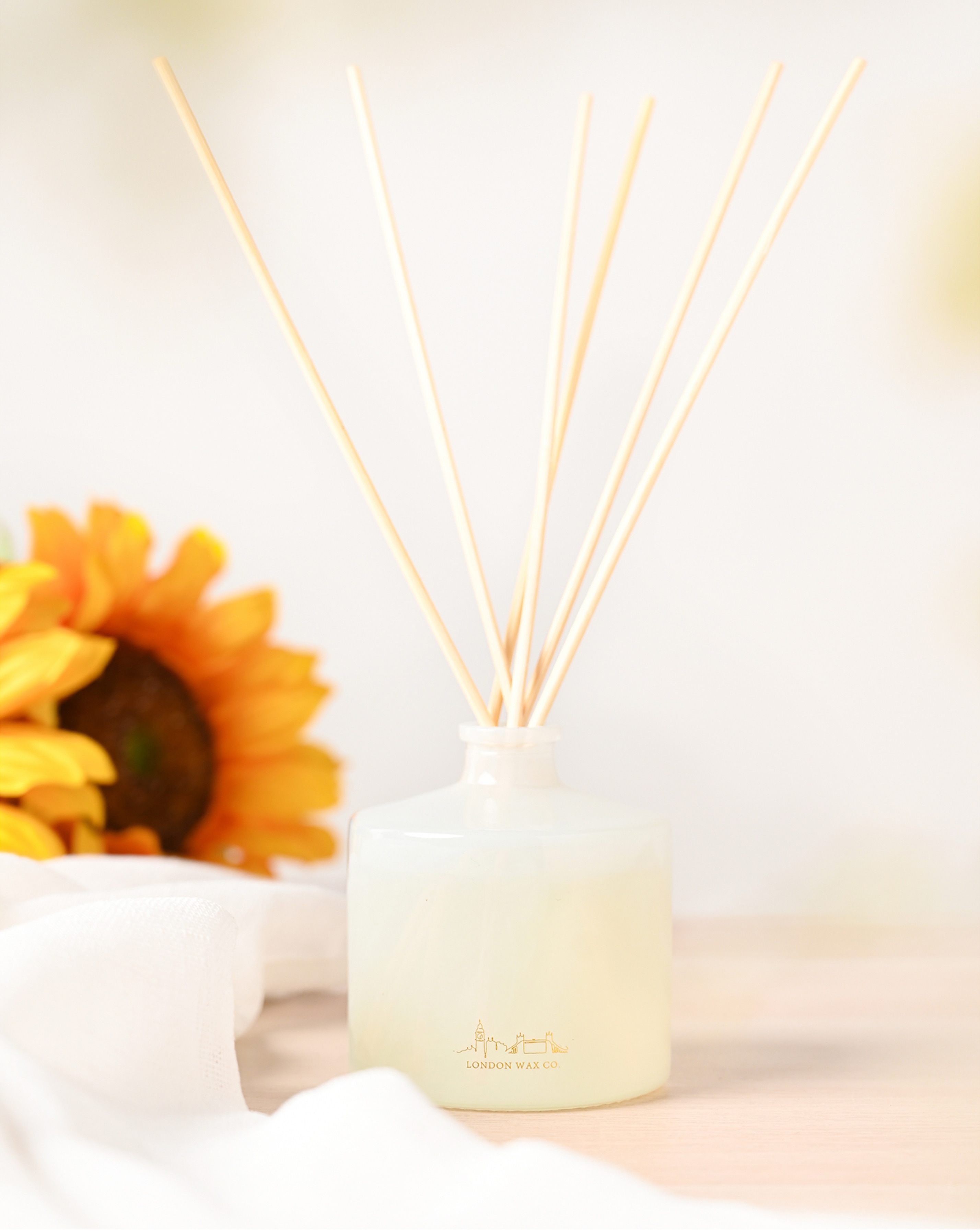 The London Wax Company Floral Diffuser