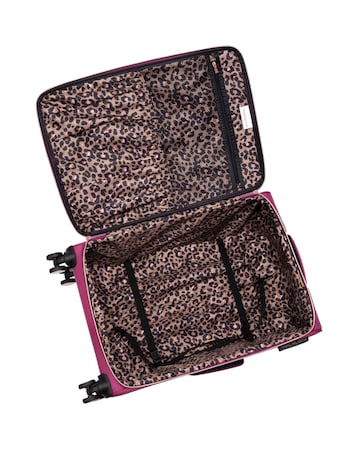 IT Luggage Bewitching Medium Suitcase