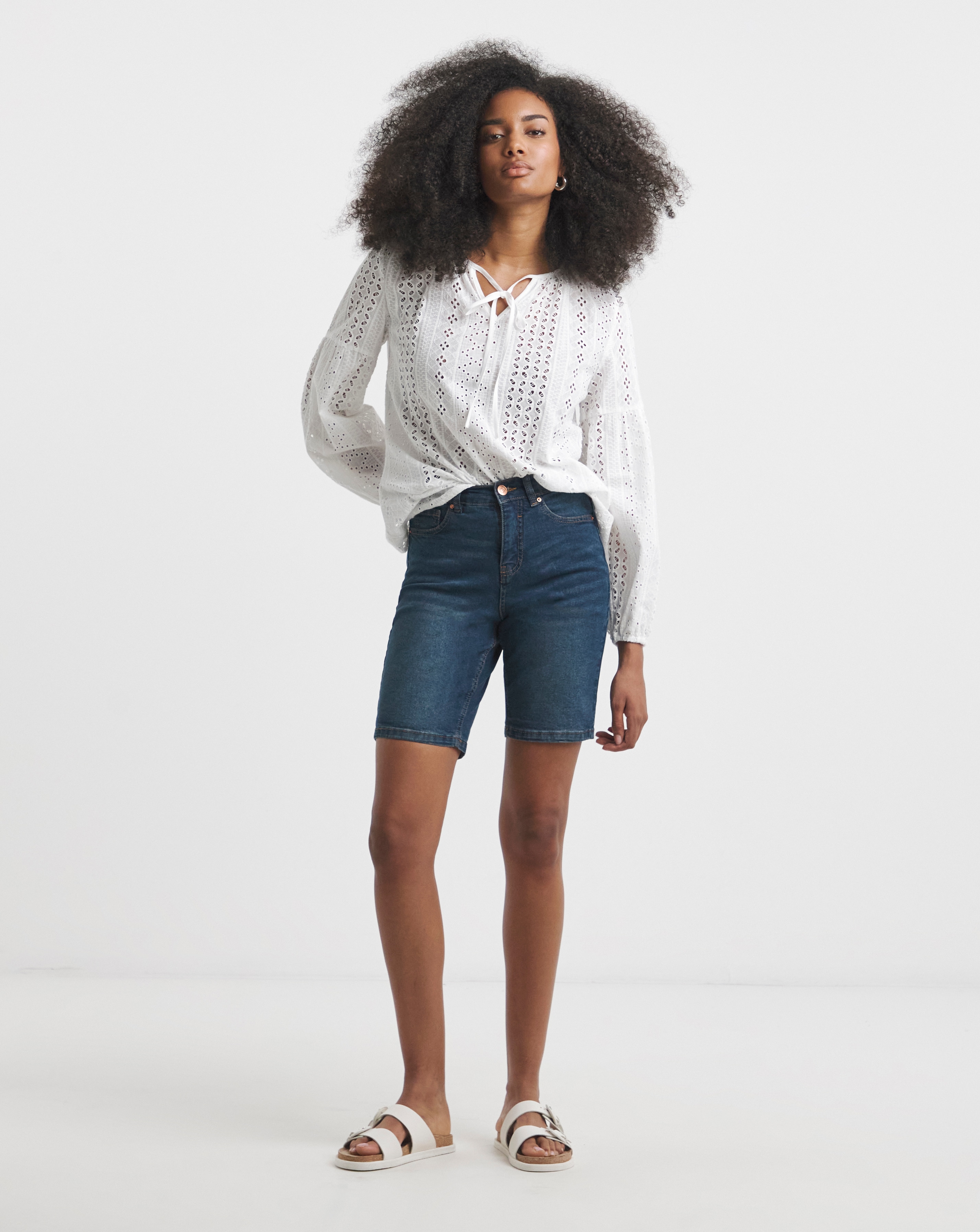 Mid Vintage Blue 24/7 Knee Short